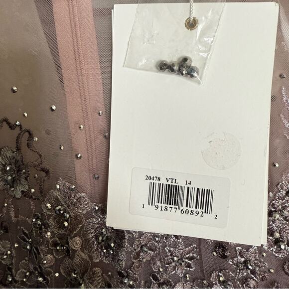 Mac Duggal High Neck Mesh Long Sleeve Embellished A Line Gown 20478 Womens Sz 14 - Picture 8 of 10